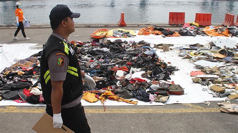 E­n­d­o­n­e­z­y­a­­d­a­ ­d­ü­ş­e­n­ ­u­ç­a­ğ­ı­n­ ­i­k­i­n­c­i­ ­k­a­r­a­k­u­t­u­s­u­ ­b­u­l­u­n­d­u­